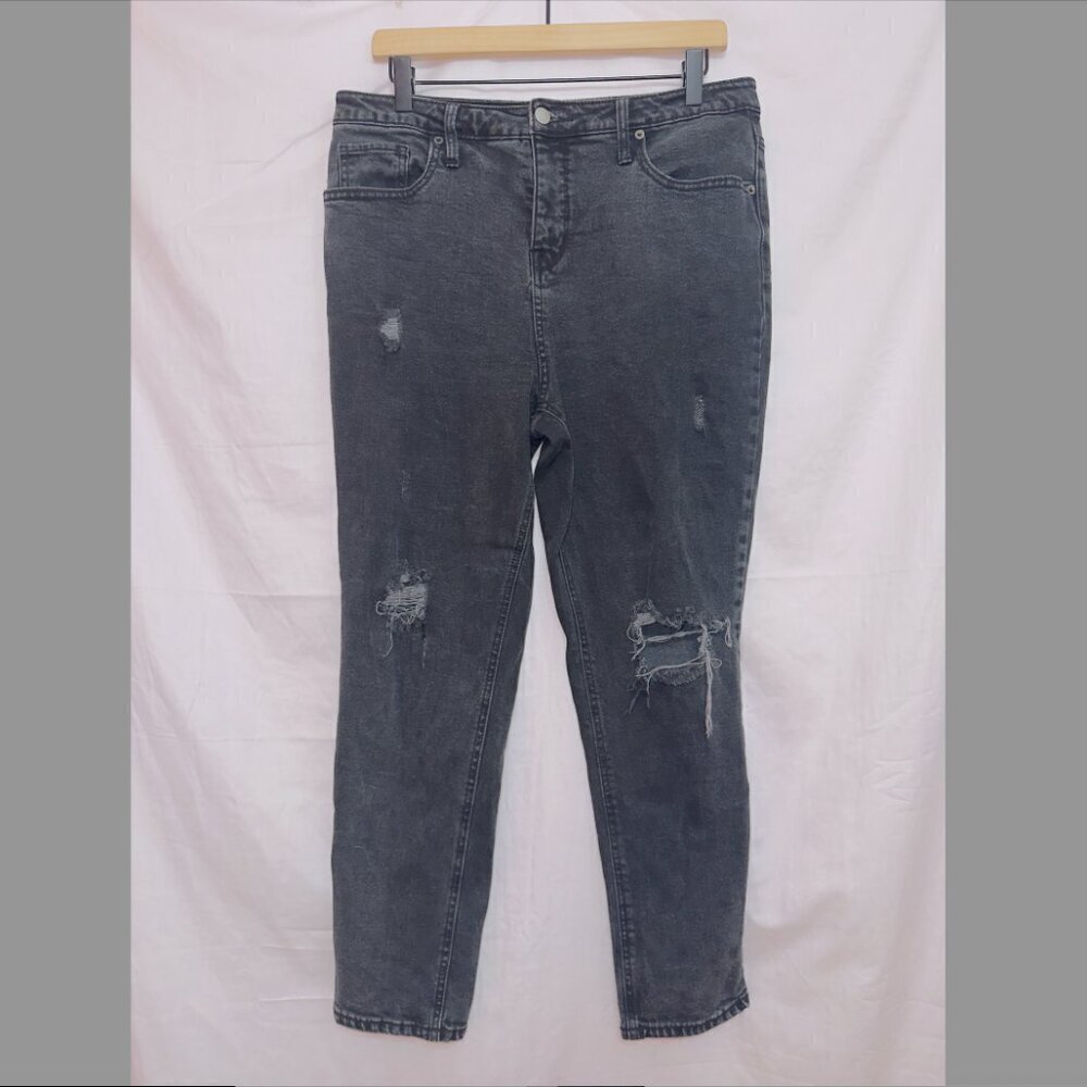Tinseltown Black Wash Denim High Rise Mom Jean size 11